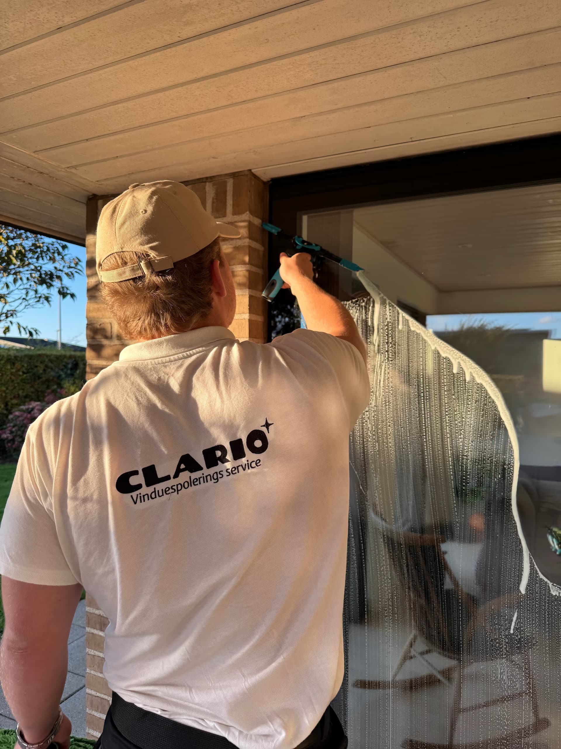 Vinduespudser i arbejde - traditionel håndpudsning