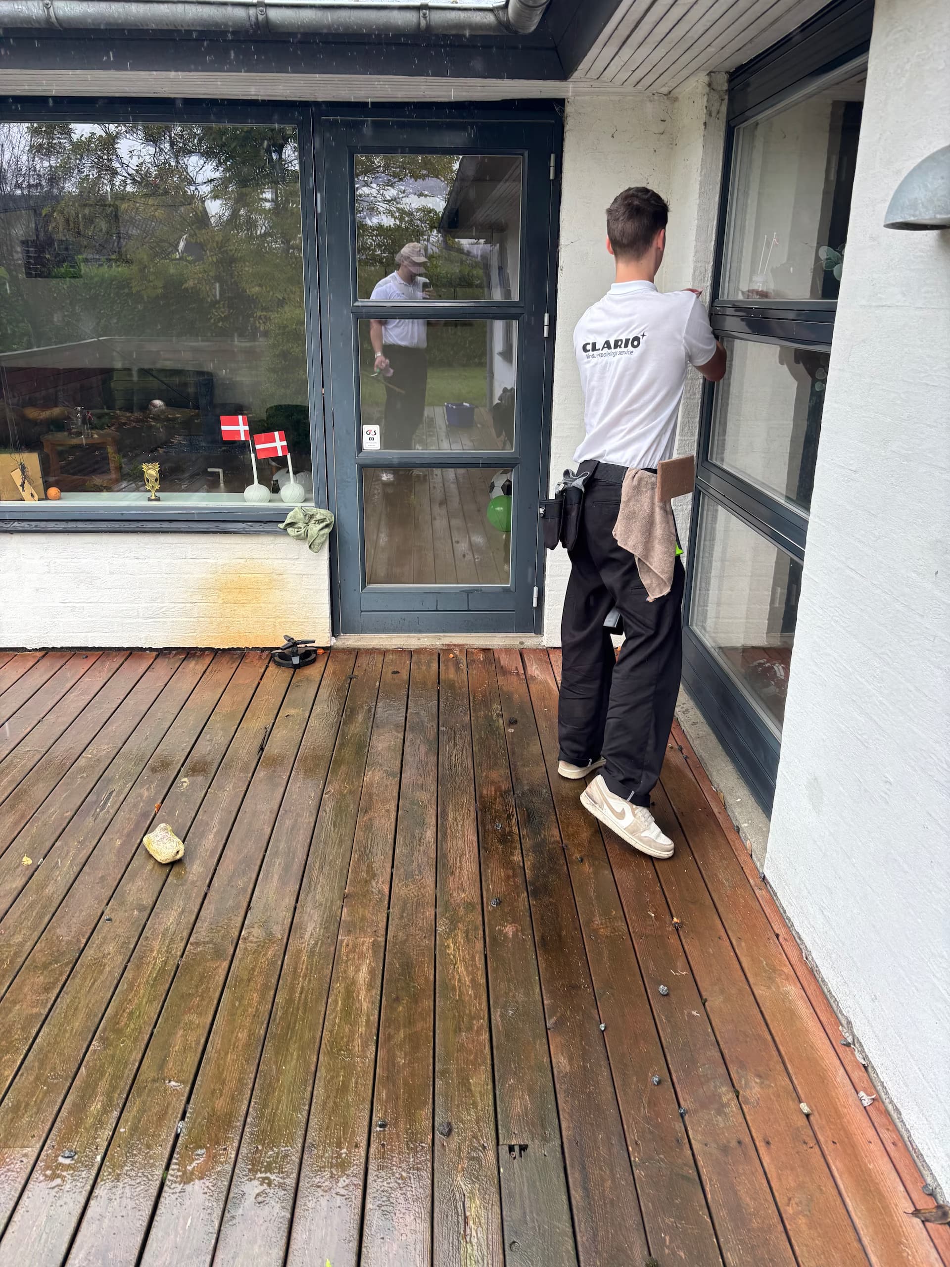 Vinduespudsning i Rødding - professionel service i Vejen omegn